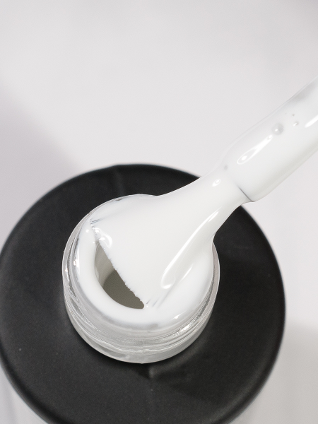 Гель-лак для ногтей Молчный белый Sofiprofi White Milk Gel Polish, 8 мл